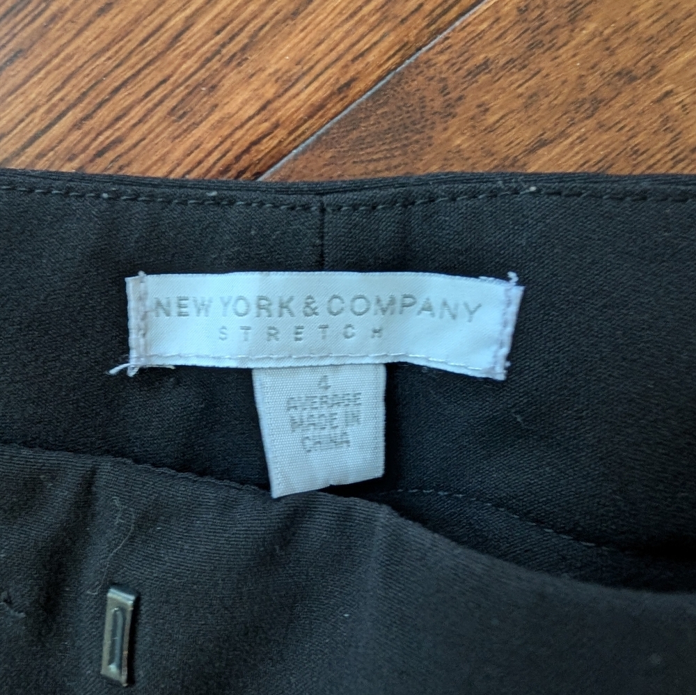 EUC New York & Company Black Trousers Pants Slacks Cuffed Size 4 Average Length - Picture 8 of 10